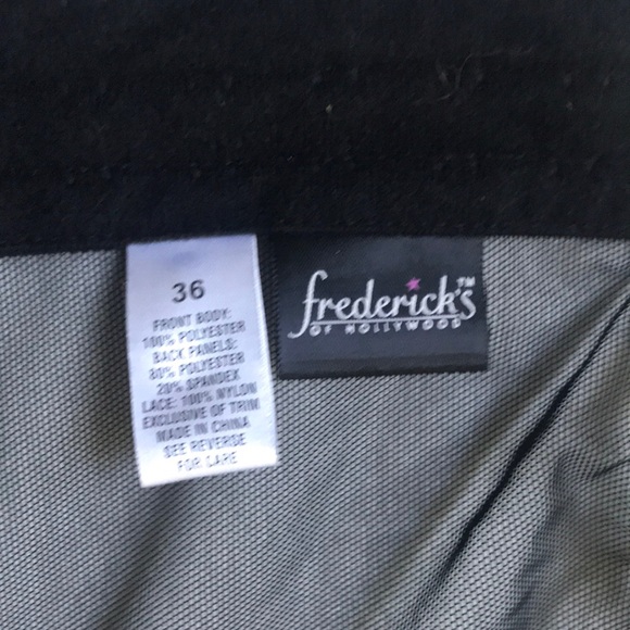 SEXY ROMANTIC SET - Picture 3 of 3